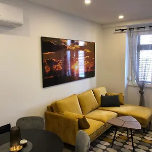Апартаменты Mak With Free Parking, Пула