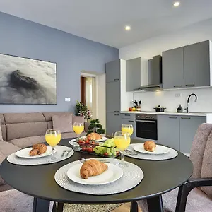 Apartment D&a Luxury With Free Parking, Pula