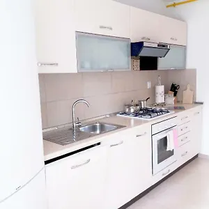 Appartamento Pineta25, Pola