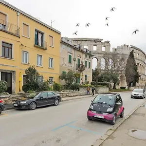 Apartament Nicol, Pula