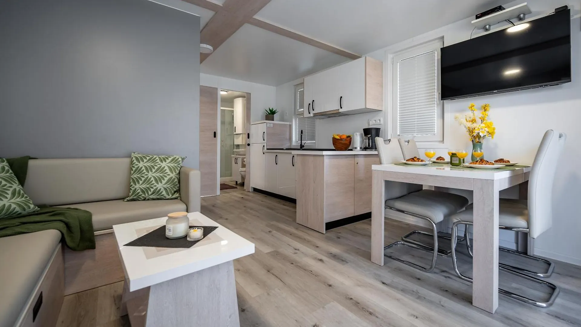 Floating House - Aria Apartment Pula